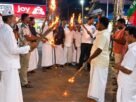 വൈദ്യുതി മുടക്കത്തിനെതിരെ പ്രതിഷേധ പ്രകടനം നടത്തി വൈദ്യുതി മുടക്കത്തിനെതിരെ പ്രതിഷേധ പ്രകടനം നടത്തി